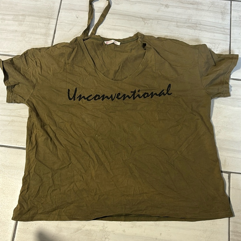 Unconventional t-shirt